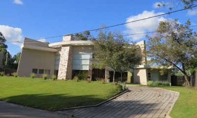 Casa en venta Punta Ballena 4 dormitorios - Ref : PBI667