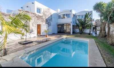 Venta de propiedad de 4 dormitorios en Punta del Este.  - Ref : PBI13838