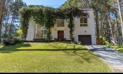 Casa en venta en Club Del Lago, Punta Ballena  - Ref : PBI14915