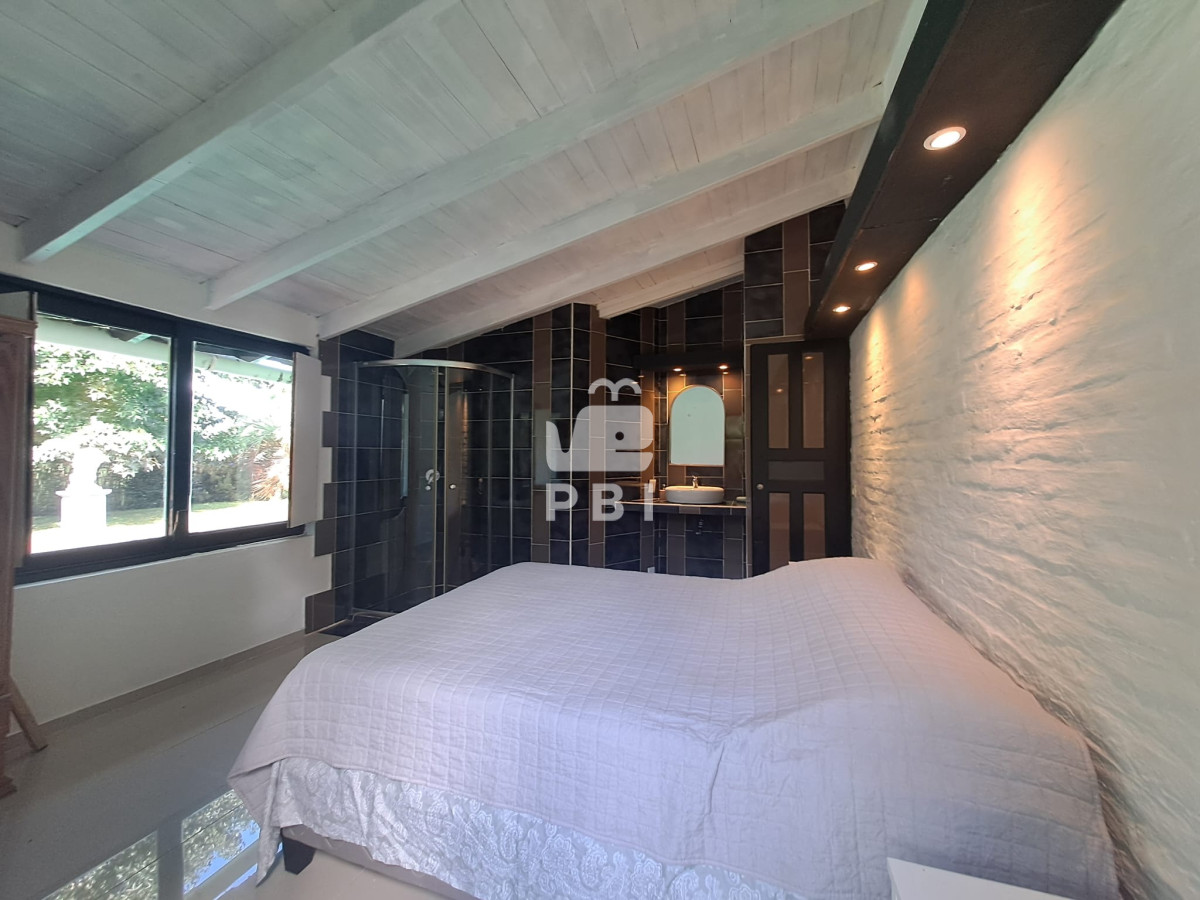 SGVybW9zYSBwcm9waWVkYWQgMyBkb3JtaXRvcmlvcywgUHVudGEgZGVsIEVzdGUgIC0gUmVmIDogUEJJMTI0ODE=