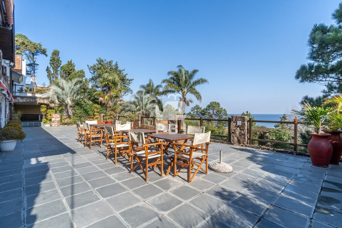 Q2FzYSBlbiB2ZW50YSAxMyBkb3JtaXRvcmlvcyBlbiBSaW5jb25hZGEgQWx0YSwgUHVudGEgQmFsbGVuYS4gLSBSZWYgOiBQQkkxMzg1OQ==