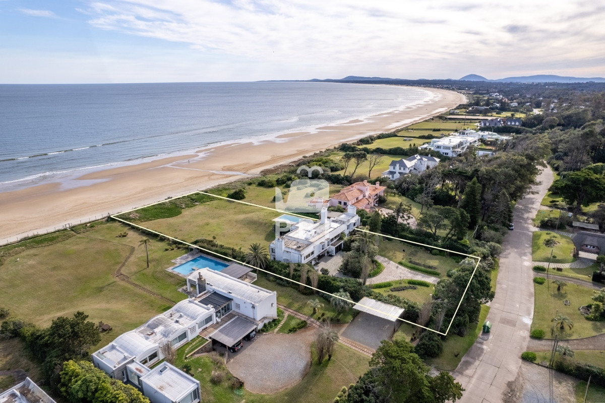 Q2FzYSA1IERPUk1JVE9SSU9TIGVuIFNvbGFuYSwgUHVudGEgQmFsbGVuYS4gLSBSZWYgOiBQQkk5Mw==