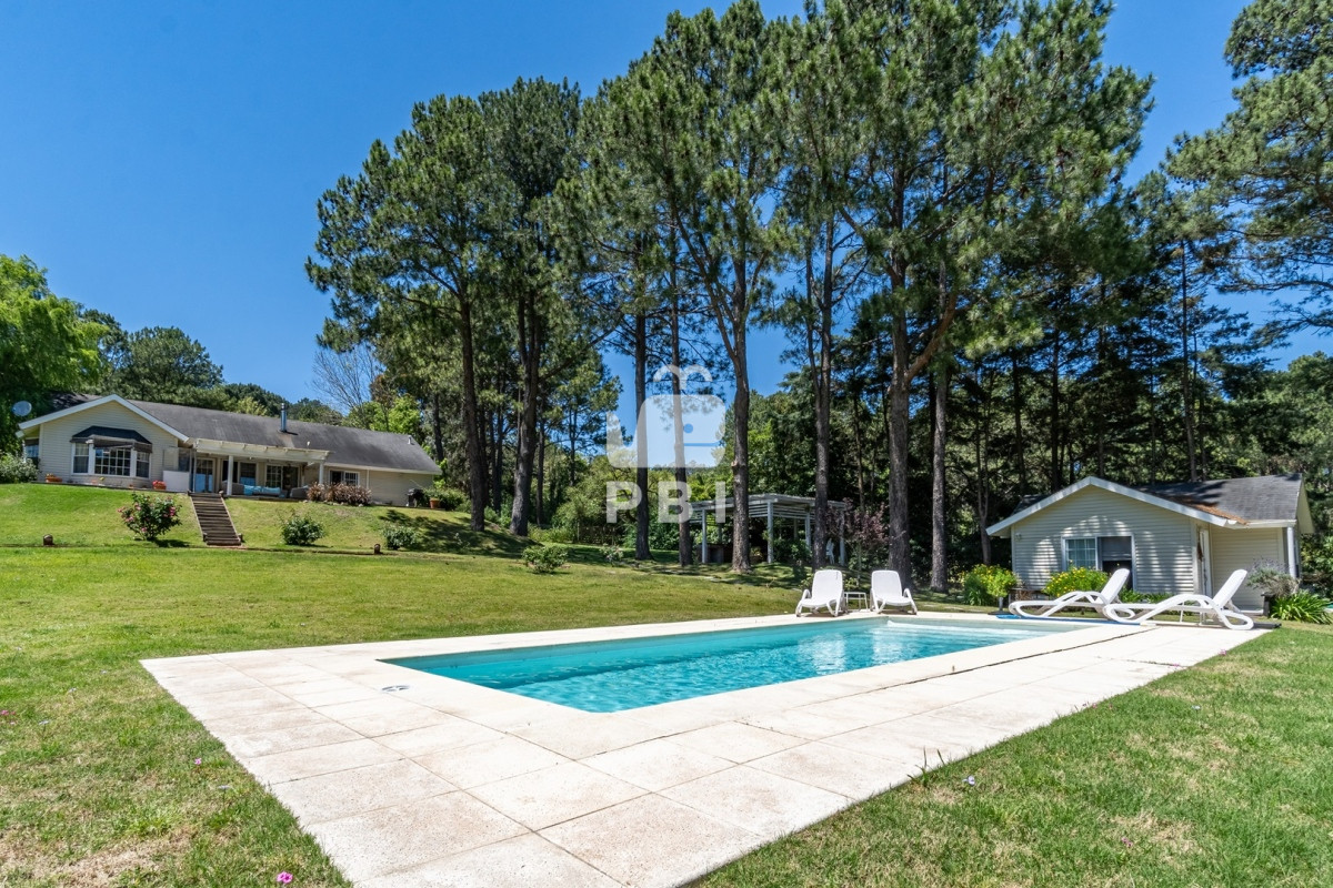 Q2FzYSBkZSAzIGRvcm1pdG9yaW9zIGVuIExhcyBDdW1icmVzLCBQdW50YSBCYWxsZW5hIC0gUmVmIDogUEJJMTMwNDQ=