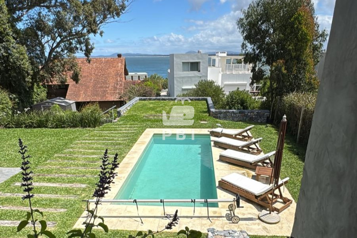 Q2FzYSBlbiB2ZW50YSBlbiBlbCBMb21vIGRlIGxhIEJhbGxlbmEsIFB1bnRhIEJhbGxlbmEgIC0gUmVmIDogUEJJMTUzOTI=