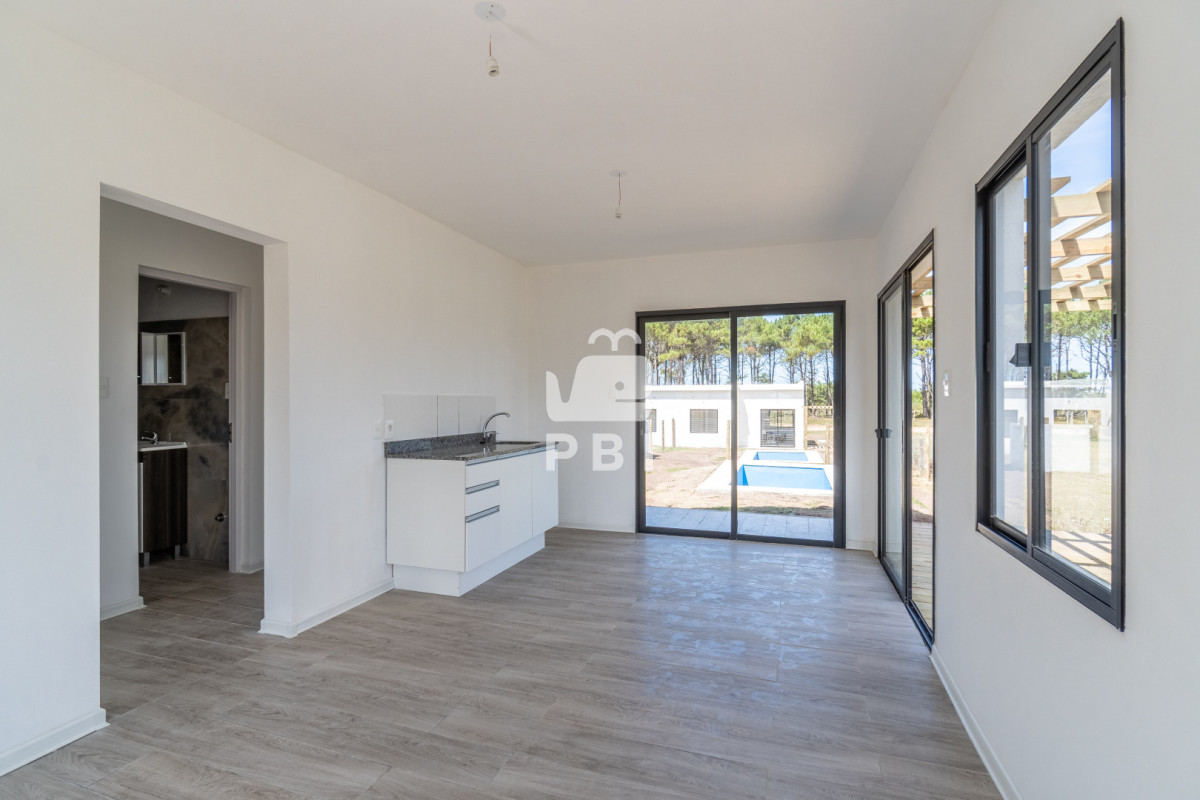 Q2FzYSBlbiB2ZW50YSwgQmFycmEgZGUgUG9ydGV6dWVsbyAtIFJlZiA6IFBCSTE1NzE2