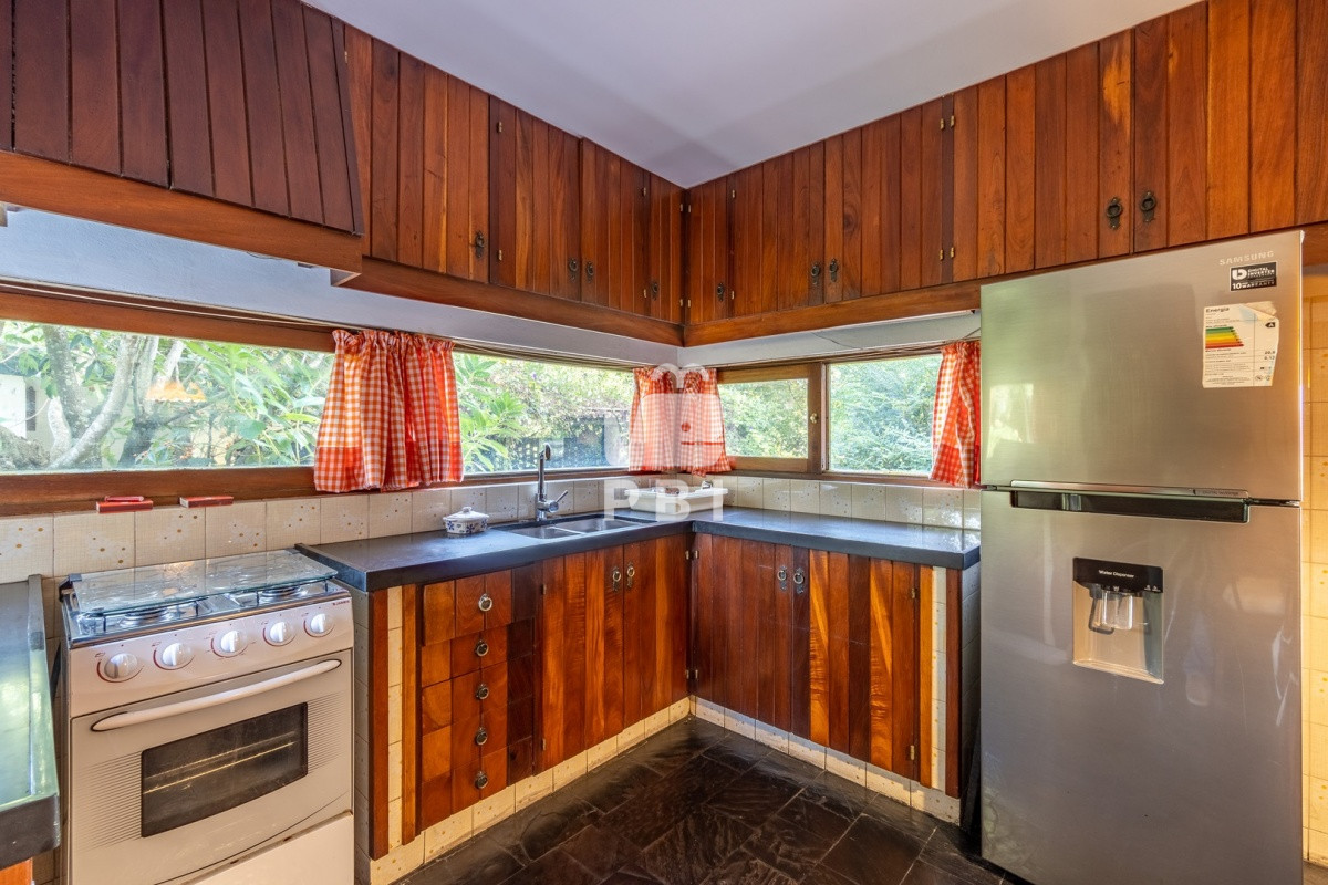 Q2FzYSAzIERPUk1JVE9SSU9TIGVuIFJpbmNvbmFkYSwgUHVudGEgQmFsbGVuYSAtIFJlZiA6IFBCSTMxNzA=