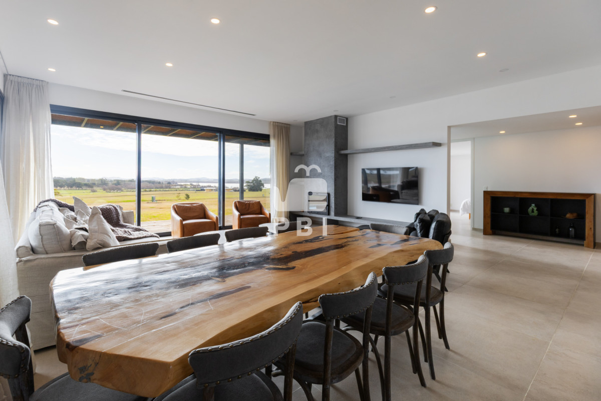 Q2FzYSBlbiB2ZW50YSBlbiBMYWd1bmEgZGUgbG9zIENpc25lcywgUHVudGEgQmFsbGVuYS4gLSBSZWYgOiBQQkkxNTQ3Mg==