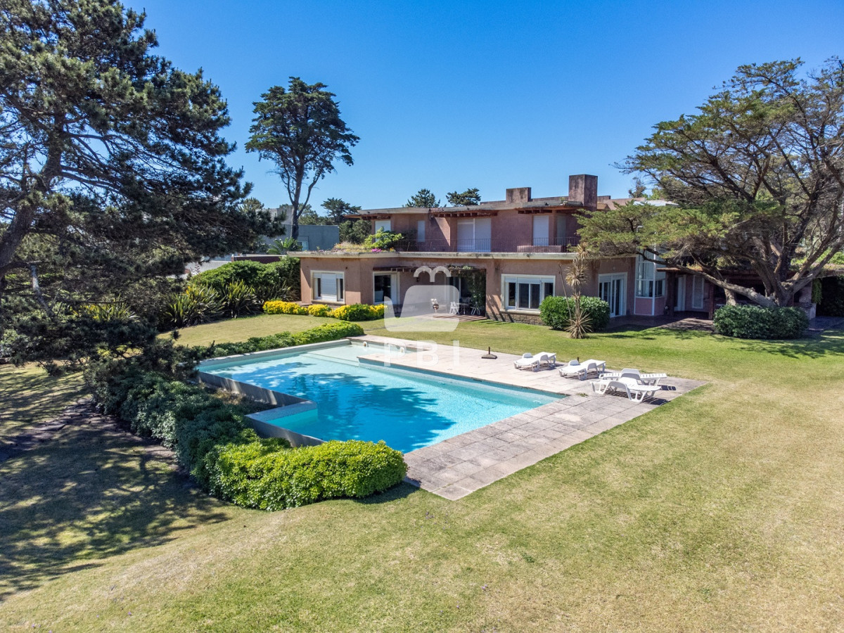 UHJvcGllZGFkIGZyZW50ZSBhbCBtYXIgZW4gU29sYW5hLCBQdW50YSBCYWxsZW5hIC0gUmVmIDogUEJJMTU0NjA=