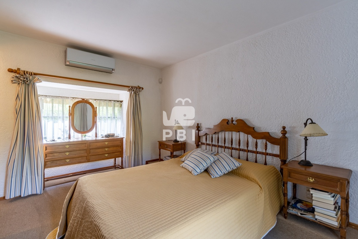 Q2FzYSAzIERPUk1JVE9SSU9TIGVuIFJpbmNvbmFkYSwgUHVudGEgQmFsbGVuYSAtIFJlZiA6IFBCSTMxNzA=