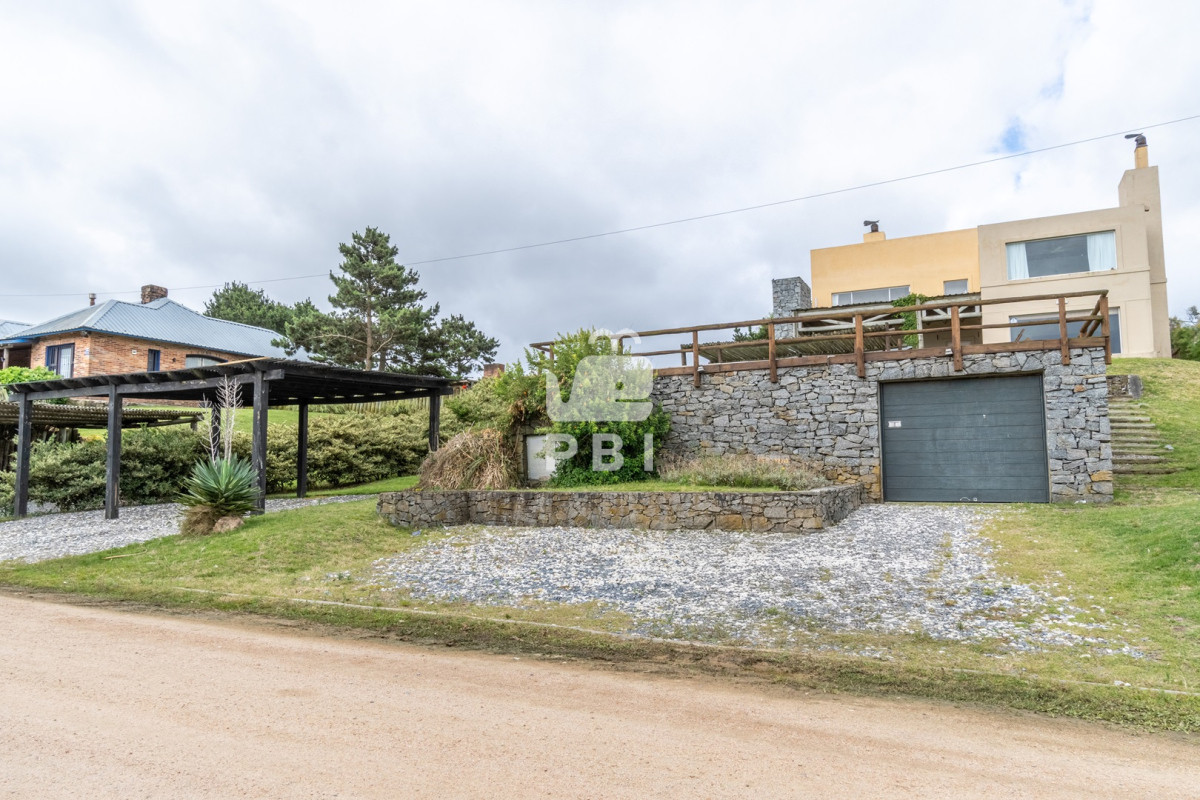 Q2FzYSBlbiAgVGlvIFRvbSA0IGRvcm1pdG9yaW9zIFRpbyBUb20sIFB1bnRhIEJhbGxlbmEuIC0gUmVmIDogUEJJNTE5