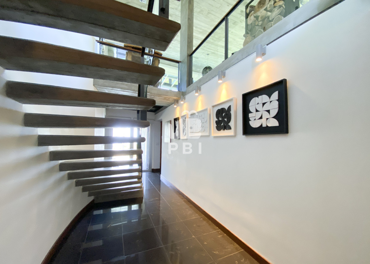 RXhjZXBjaW9uYWwgUHJvcGllZGFkIGVuIFJpbmNvbmFkYSBBbHRhIGNvbiBWaXN0YXMgSW5pZ3VhbGFibGVzIC0gUmVmIDogUEJJNzIz