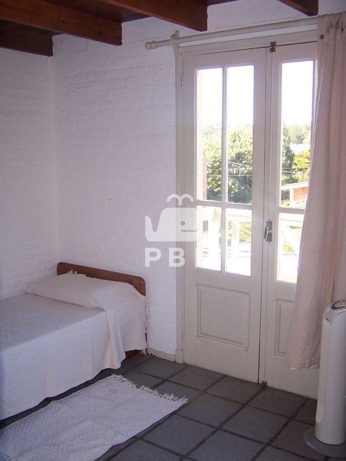 Q2FzYSA0IERPUk1JVE9SSU9TLCBkZXBlbmRlbmNpYSBkZSBzZXJ2aWNpbywgTGEgQmFycmEgIC0gUmVmIDogUEJJMTIyMjY=