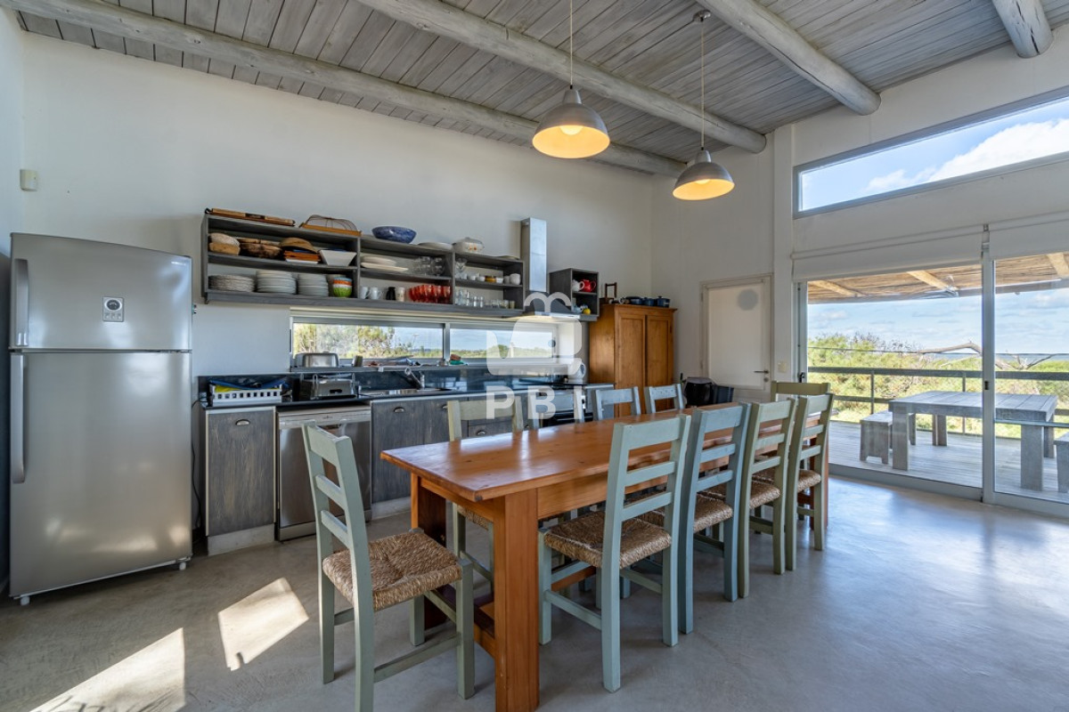 Q2FzYSA0IERPUk1JVE9SSU9TIGVuIE9jZWFuIFBhcmssIFB1bnRhIEJhbGxlbmEgLSBSZWYgOiBQQkkyNjQw