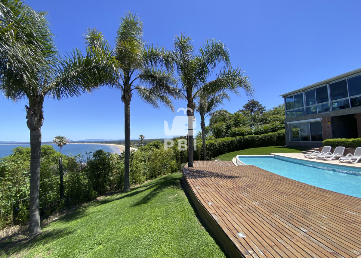 RXhjZXBjaW9uYWwgUHJvcGllZGFkIGVuIFJpbmNvbmFkYSBBbHRhIGNvbiBWaXN0YXMgSW5pZ3VhbGFibGVzIC0gUmVmIDogUEJJNzIz