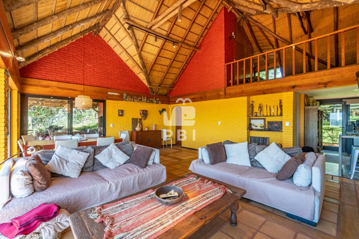 Q2FzYSA0IERPUk1JVE9SSU9TIGVuIExhZ3VuYSBkZWwgU2F1Y2UgLCBQdW50YSBCYWxsZW5hIC0gUmVmIDogUEJJMjQ1NA==