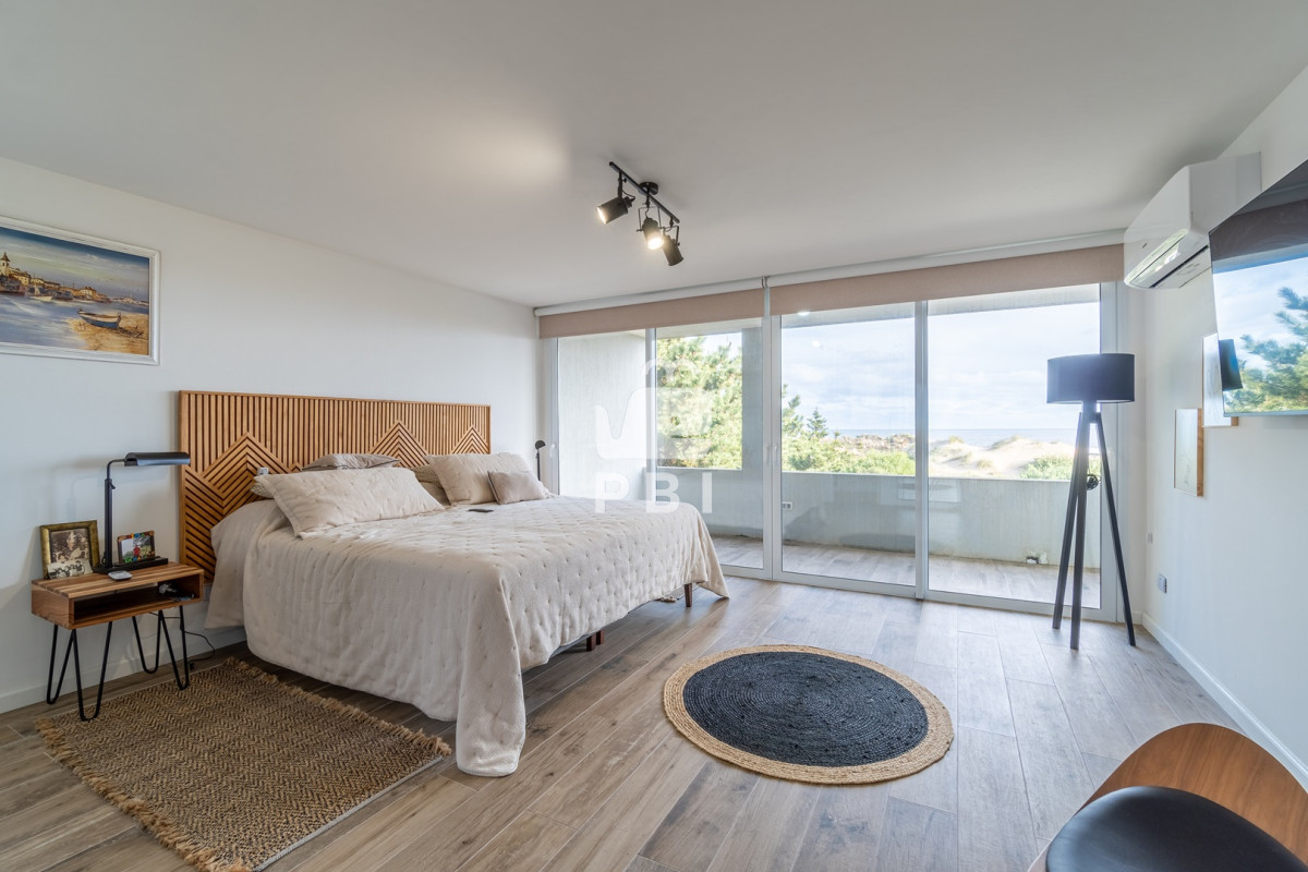 VmVudGEgQ2FzYSBkZSAzIGRvcm1pdG9yaW9zLCBUaW8gVG9tLCBQdW50YSBiYWxsZW5hLiAtIFJlZiA6IFBCSTE3MDM=