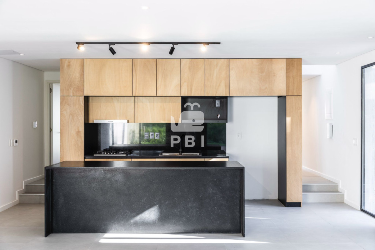 Q2FzYSAzIERPUk1JVE9SSU9TIGVuIENsdWIgZGVsIExhZ28sIFB1bnRhIEJhbGxlbmEgLSBSZWYgOiBQQkkyNjU0