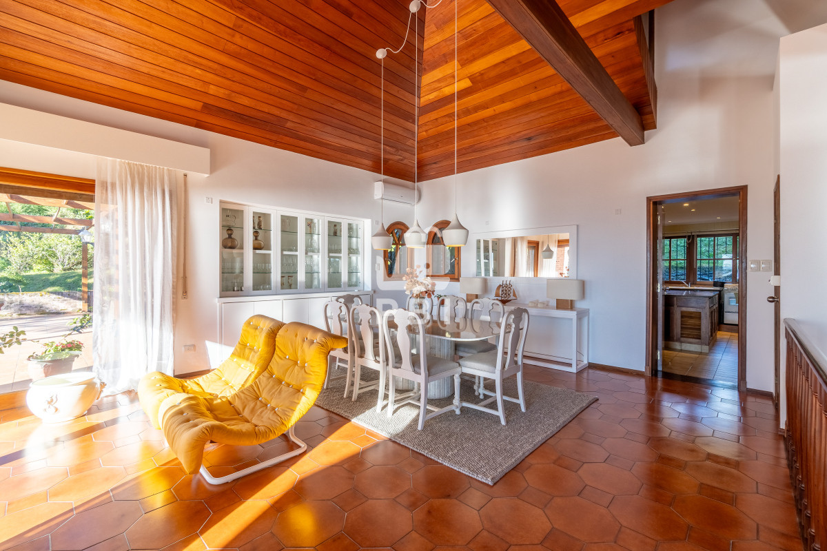 Q2FzYSBkZSA0IGRvcm1pdG9yaW9zIGVuIExvbW8gZGUgbGEgQmFsbGVuYSAgLSBSZWYgOiBQQkkxNTE0Mg==