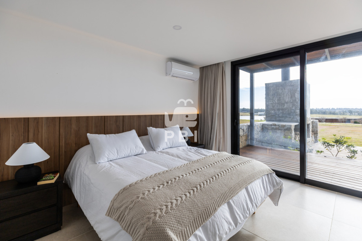 Q2FzYSBlbiB2ZW50YSBlbiBMYWd1bmEgZGUgbG9zIENpc25lcywgUHVudGEgQmFsbGVuYS4gLSBSZWYgOiBQQkkxNTQ3Mg==