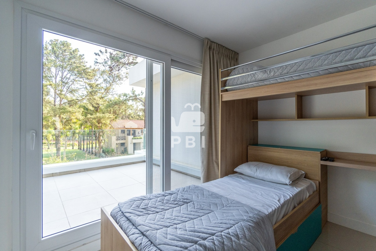 Q2FzYSBlbiBHYXJkZW5zIFZpZXcsIFB1bnRhIEJhbGxlbmEgLSBSZWYgOiBQQkkxNDA4NA==