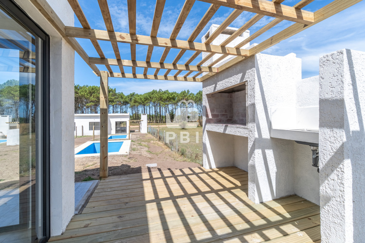 Q2FzYSBlbiB2ZW50YSwgQmFycmEgZGUgUG9ydGV6dWVsbyAtIFJlZiA6IFBCSTE1NzE0