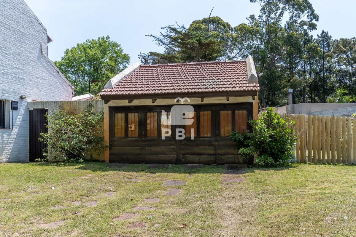 Q2FzYSBkZSAzIGRvcm1pdG9yaW9zIGVuIFNvbGFuYSwgUHVudGEgQmFsbGVuYSAtIFJlZiA6IFBCSTE0MTI4