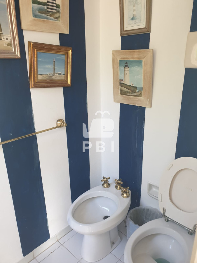 TWFnbmlmaWNhIGNhc2EgNSBEb3JtaXRvcmlvcyBlbiBsYSBCYXJyYSAgLSBSZWYgOiBQQkkxMjYzNA==