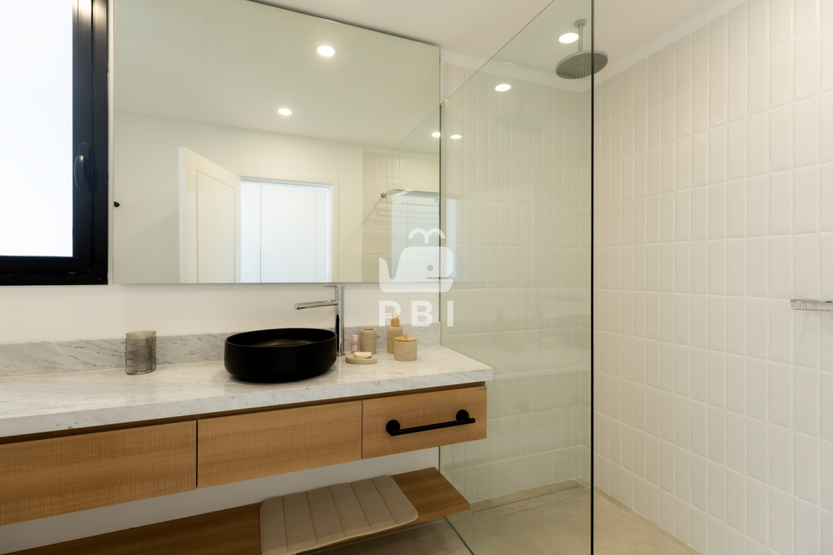 Q2FzYSBlbiB2ZW50YSBlbiBMYWd1bmEgZGUgbG9zIENpc25lcywgUHVudGEgQmFsbGVuYS4gLSBSZWYgOiBQQkkxNTQ3Mg==