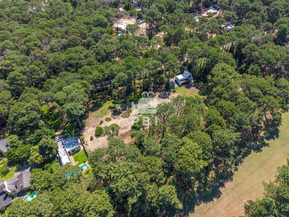 Q2FzYSBlbiB2ZW50YSBlbiBDbHViIGRlbCBMYWdvLCAgUHVudGEgQmFsbGVuYSAtIFJlZiA6IFBCSTE1NzMw