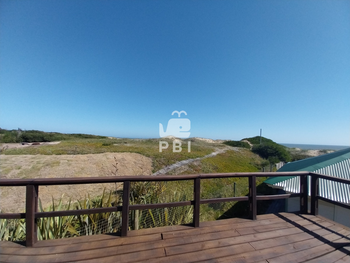 Q2FzYSBlbiBUaW8gVG9tIDIgZG9ybWl0b3Jpb3MgLSBSZWYgOiBQQkkxODI0