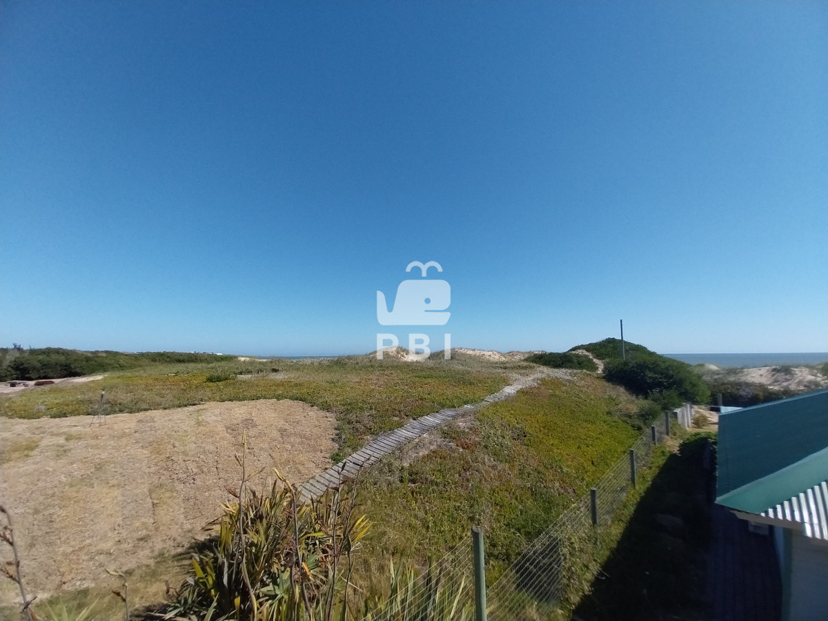 Q2FzYSBlbiBUaW8gVG9tIDIgZG9ybWl0b3Jpb3MgLSBSZWYgOiBQQkkxODI0