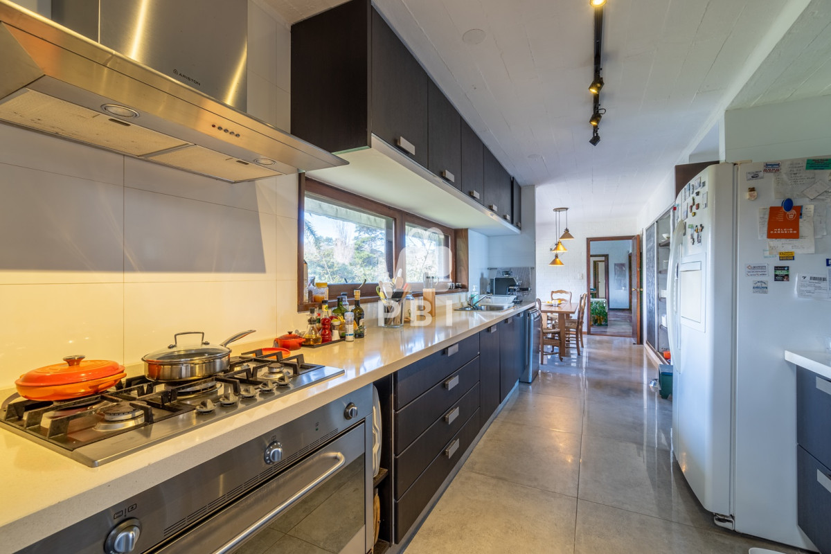 Q2FzYSA1IERPUk1JVE9SSU9TIGVuIFNvbGFuYSwgUHVudGEgQmFsbGVuYS4gLSBSZWYgOiBQQkk5Mw==