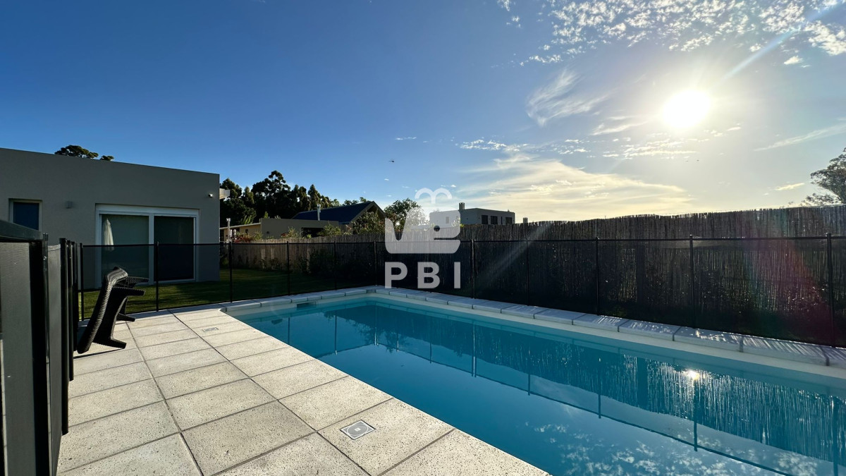 Q2FzYSAzIGRvcm1pdG9yaW9zICAtIFJlZiA6IFBCSTE0MTQ4