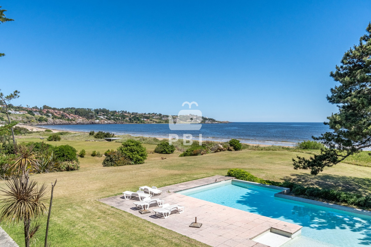 UHJvcGllZGFkIGZyZW50ZSBhbCBtYXIgZW4gU29sYW5hLCBQdW50YSBCYWxsZW5hIC0gUmVmIDogUEJJMTU0NjA=