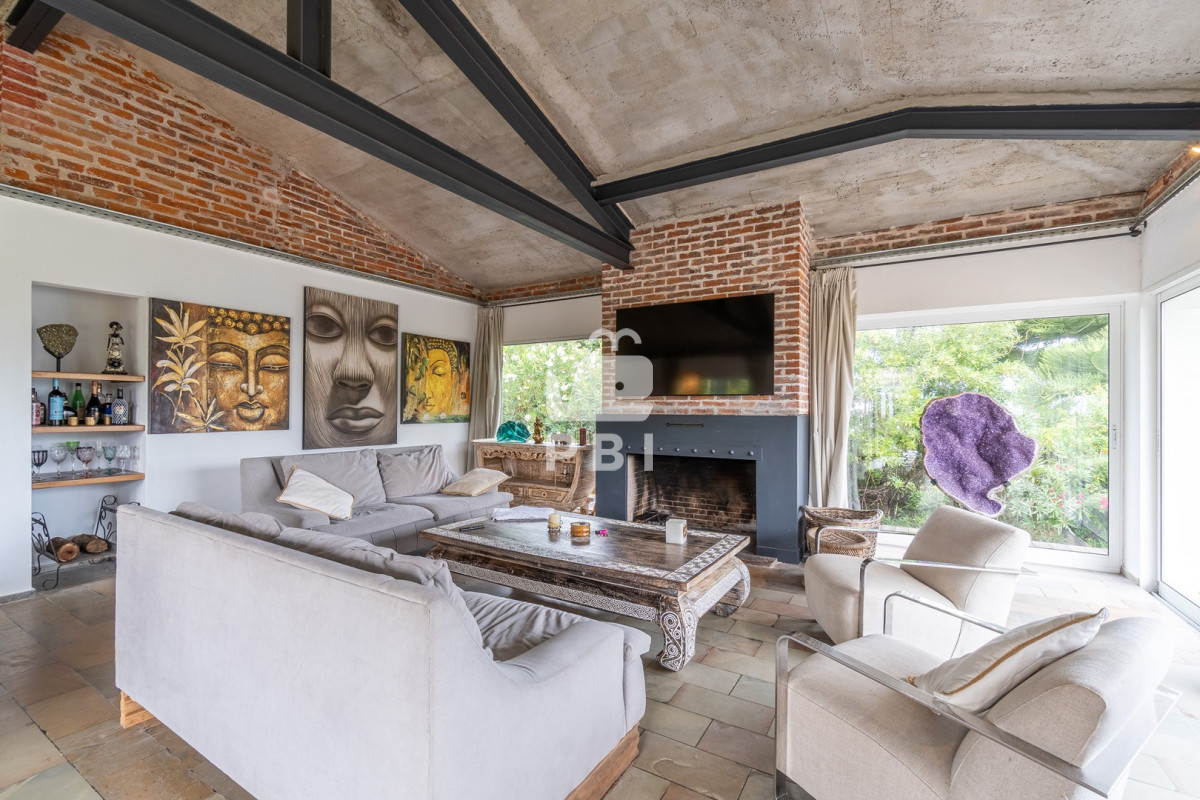 VmVudGEgQ2FzYSA1IGRvcm1pdG9yaW9zIGVuIFB1bnRhIEJhbGxlbmEgLSBSZWYgOiBQQkkxNTU3NA==