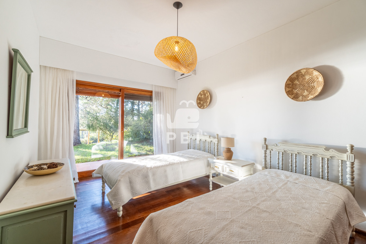 Q2FzYSBkZSA0IGRvcm1pdG9yaW9zIGVuIExvbW8gZGUgbGEgQmFsbGVuYSAgLSBSZWYgOiBQQkkxNTE0Mg==