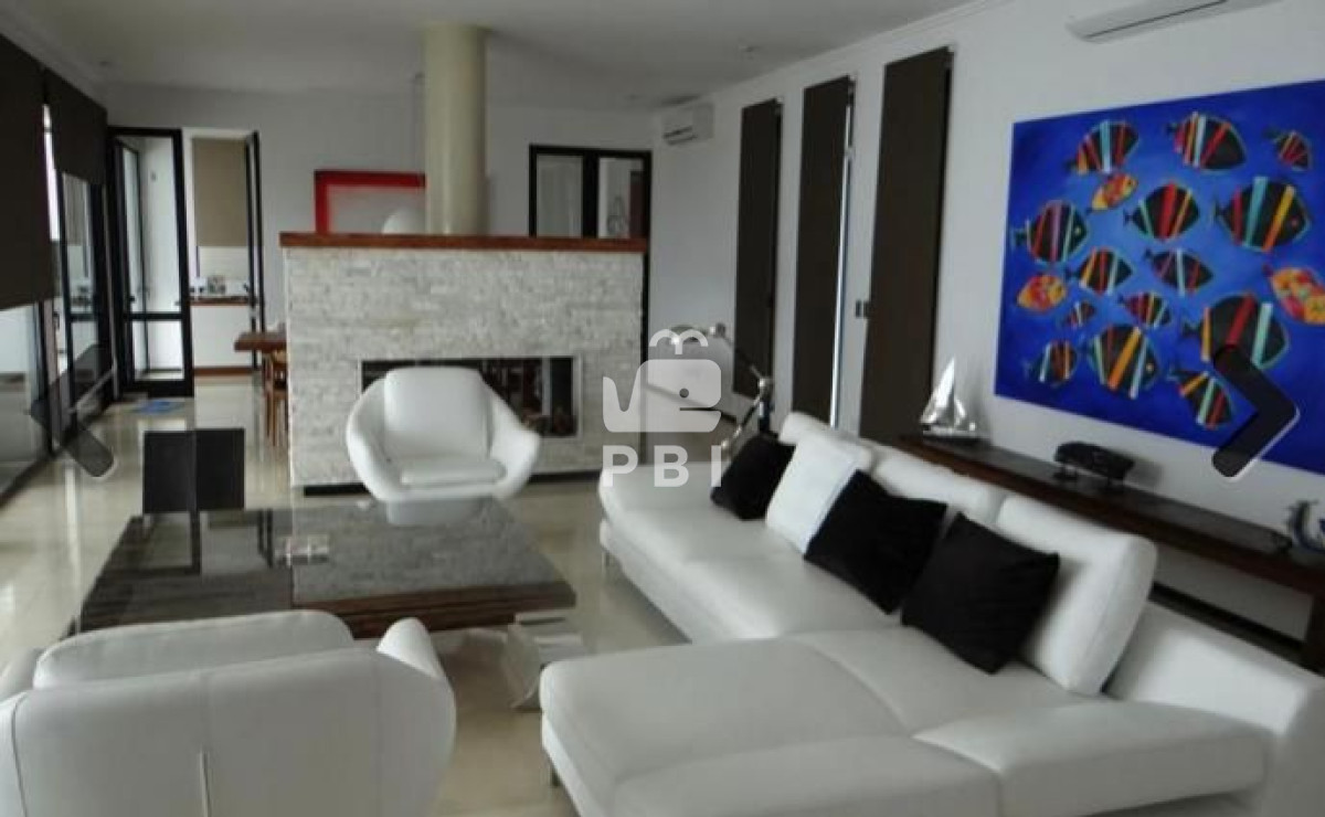 Q2FzYSAzIGRvcm1pdG9yaW9zIGVuIENsdWIgZGVsIExhZ28sIFB1bnRhIEJhbGxlbmEgLSBSZWYgOiBQQkkxOTgz