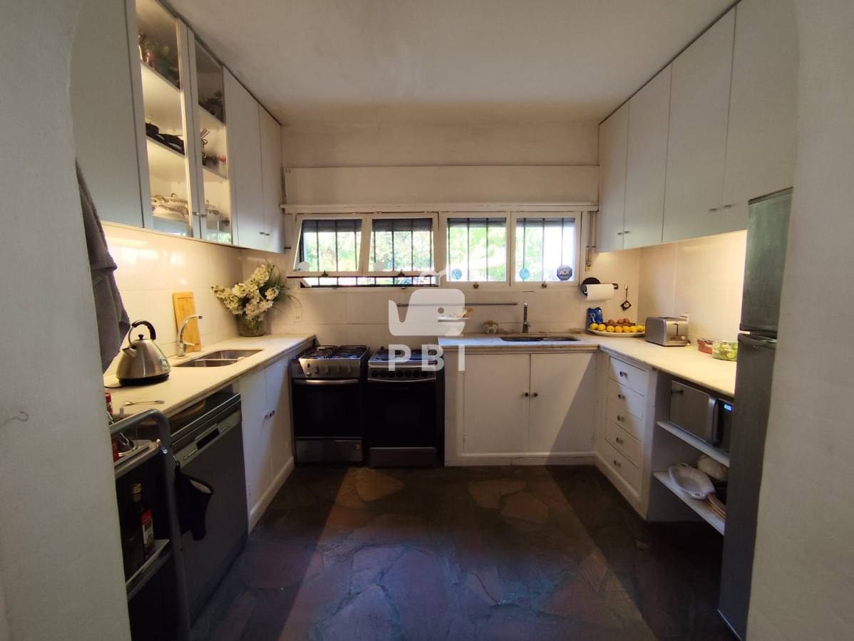 Q2FzYSBkZSAzIGRvcm1pdG9yaW9zIGVuIFJpbmNvbmFkYSwgUHVudGEgQmFsbGVuYSAtIFJlZiA6IFBCSTE0MTMy