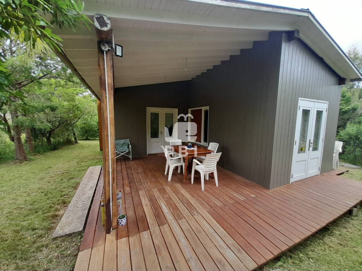 Q2FzYSAyIGRvcm1pdG9yaW9zLCBTYW50YSBIaWxkYSwgUHVudGEgQmFsbGVuYSwgTWFsZG9uYWRvIC0gUmVmIDogUEJJMTU0ODY=