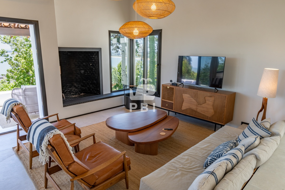 Q2FzYSA0IERPUk1JVE9SSU9TIGVuIExvbW8gZGUgbGEgQmFsbGVuYSwgTWFsZG9uYWRvIC0gUmVmIDogUEJJMjkwMg==