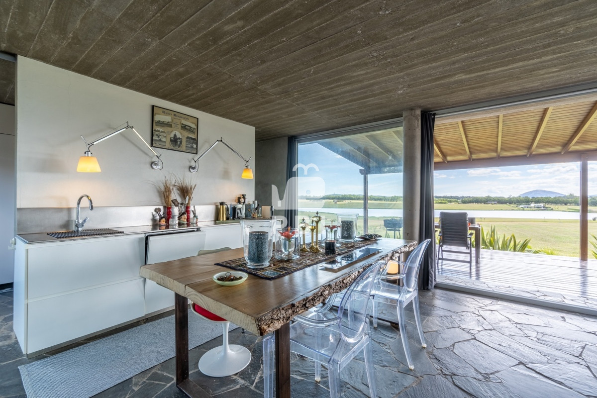 VmVudGEgQ2FzYSBkZSAyIGRvcm1pdG9yaW9zIGVuIExhZ3VuYSBkZSBsb3MgQ2lzbmVzIC0gUHVudGEgQmFsbGVuYSAtIFJlZiA6IFBCSTEzNDgz