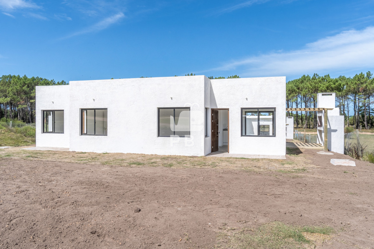 Q2FzYSBlbiB2ZW50YSwgQmFycmEgZGUgUG9ydGV6dWVsbyAtIFJlZiA6IFBCSTE1NzEz