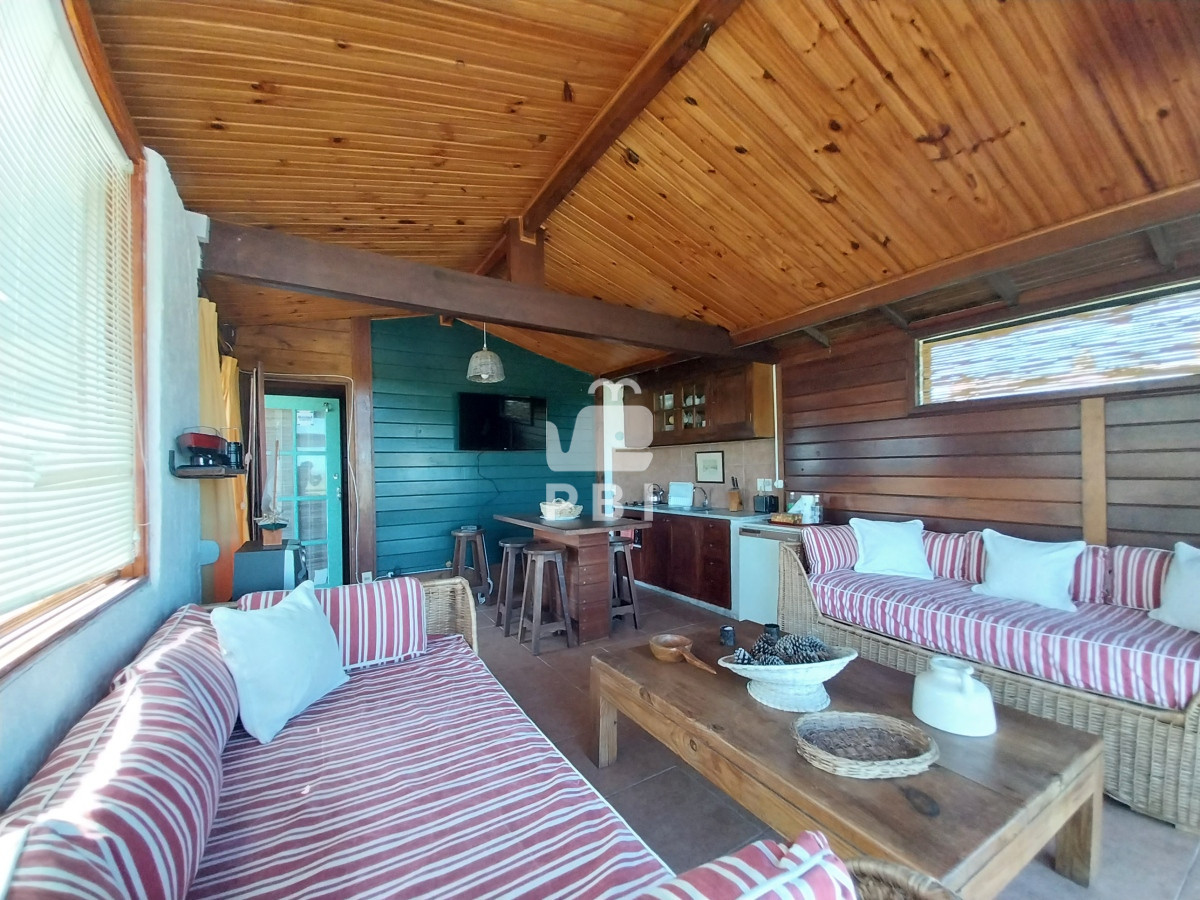 Q2FzYSBlbiBUaW8gVG9tIDIgZG9ybWl0b3Jpb3MgLSBSZWYgOiBQQkkxODI0