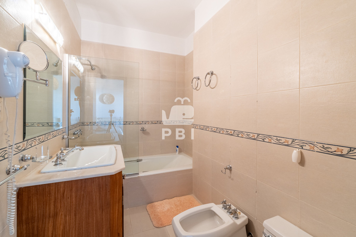 Q2FzYSBkZSA0IGRvcm1pdG9yaW9zIGVuIExvbW8gZGUgbGEgQmFsbGVuYSAgLSBSZWYgOiBQQkkxNTE0Mg==