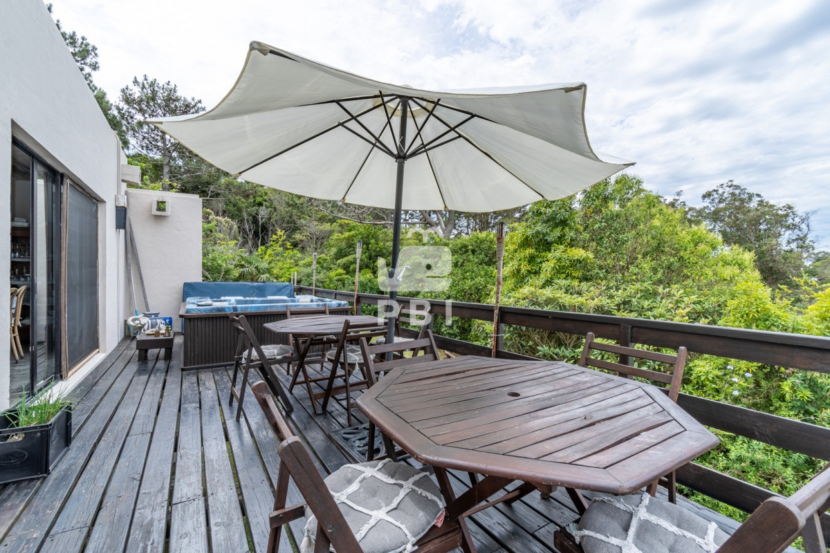 Q2FzYSBlbiB2ZW50YSBlbiBsYXMgR3J1dGFzLCBQdW50YSBCYWxsZW5hIC0gUmVmIDogUEJJMjg2MQ==