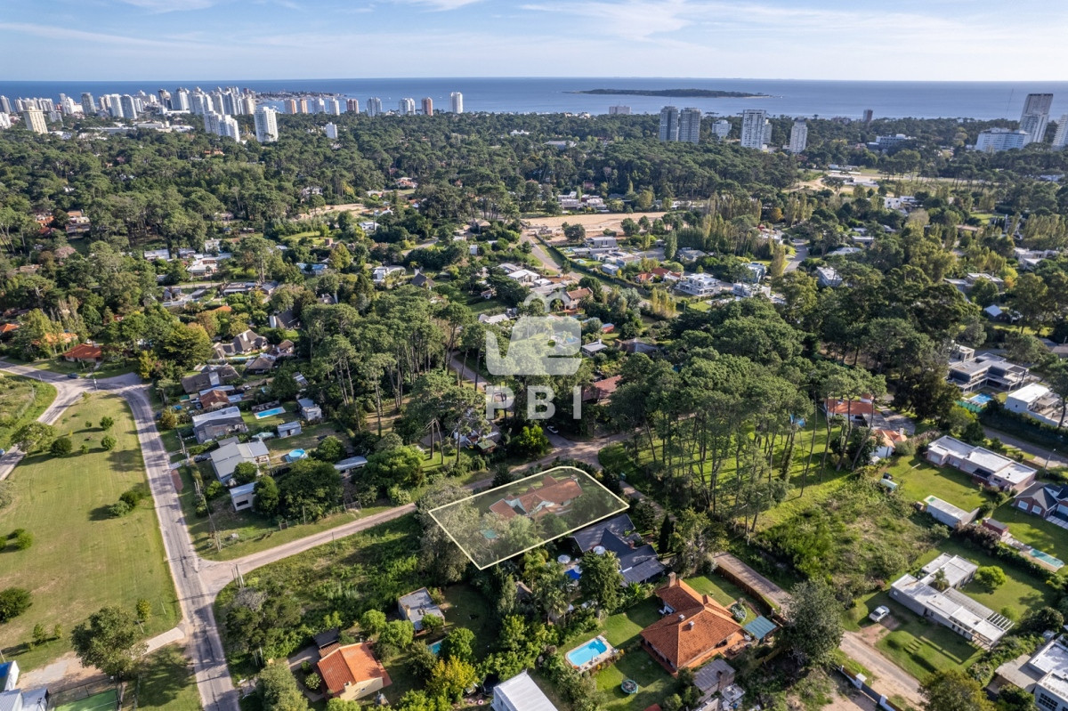 SGVybW9zYSBwcm9waWVkYWQgMyBkb3JtaXRvcmlvcywgUHVudGEgZGVsIEVzdGUgIC0gUmVmIDogUEJJMTI0ODE=