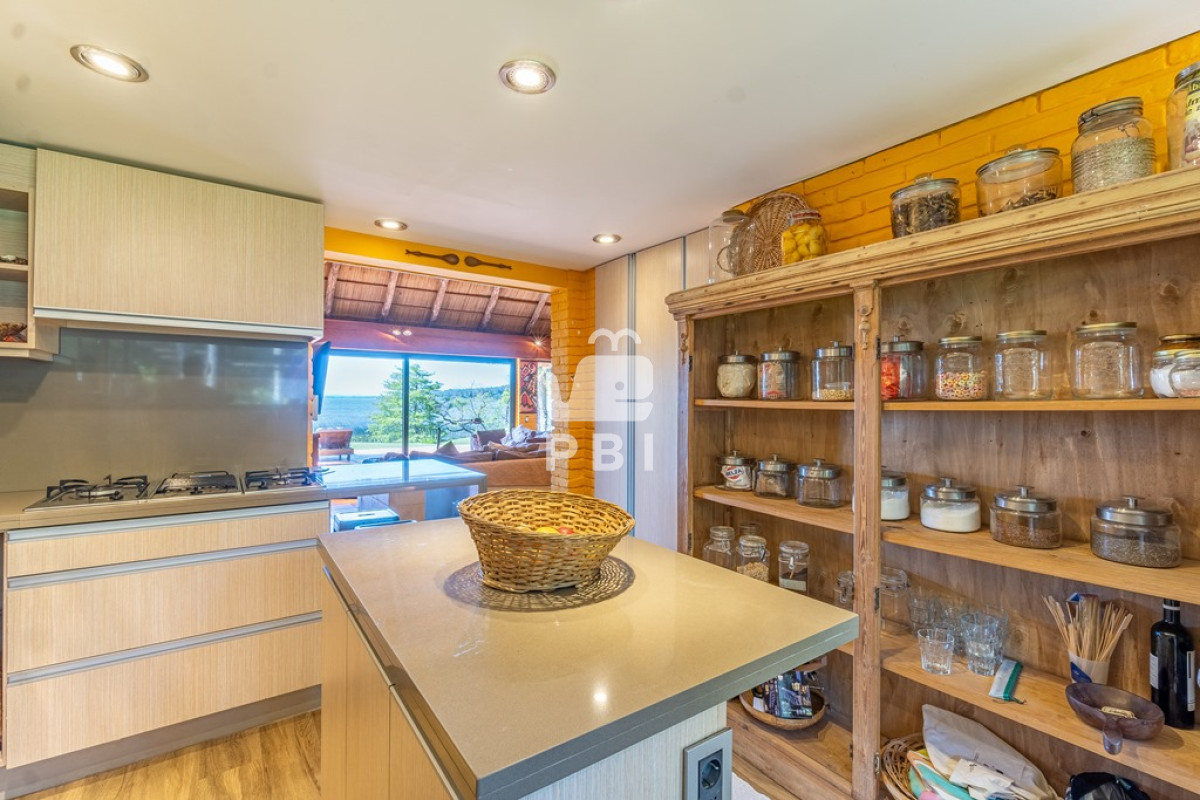 Q2FzYSA0IERPUk1JVE9SSU9TIGVuIExhZ3VuYSBkZWwgU2F1Y2UgLCBQdW50YSBCYWxsZW5hIC0gUmVmIDogUEJJMjQ1NA==