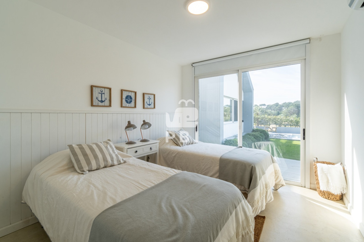 IFZlbnRhIGRlIFJlc2lkZW5jaWEgUHJlbWl1bSBlbiBCYXJyaW8gUHJpdmFkbyAgLSBSZWYgOiBQQkkxNDg5MQ==