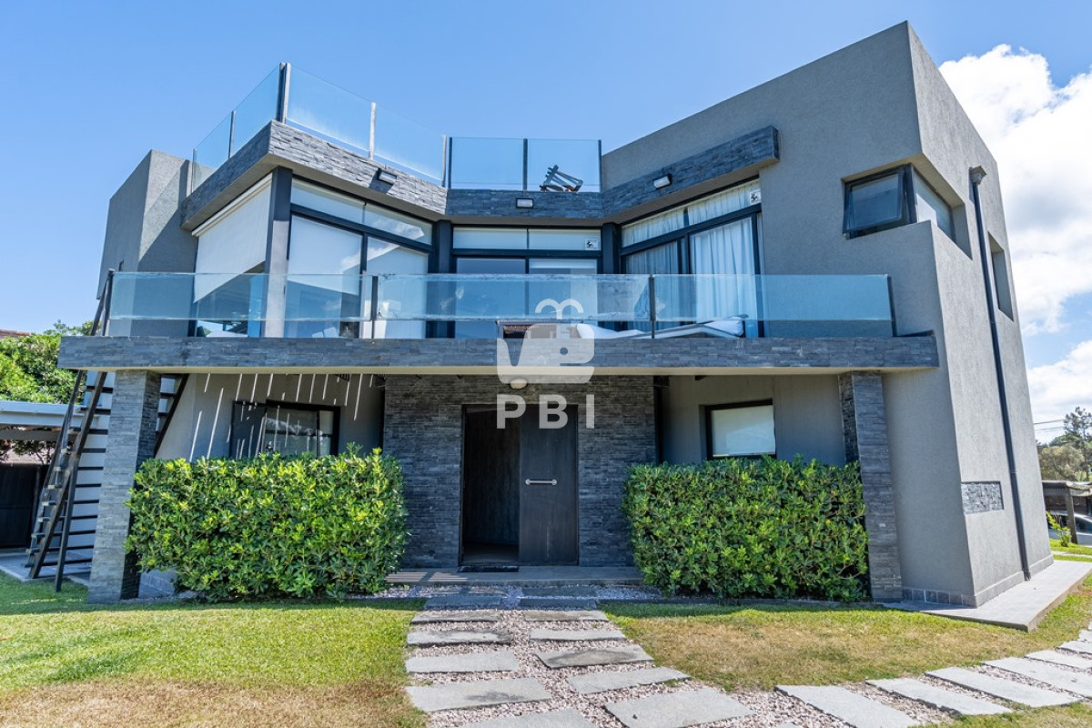 Q2FzYSA0IERPUk1JVE9SSU9TIGVuIFRpbyBUb20sIFB1bnRhIEJhbGxlbmEgLSBSZWYgOiBQQkkyODAx