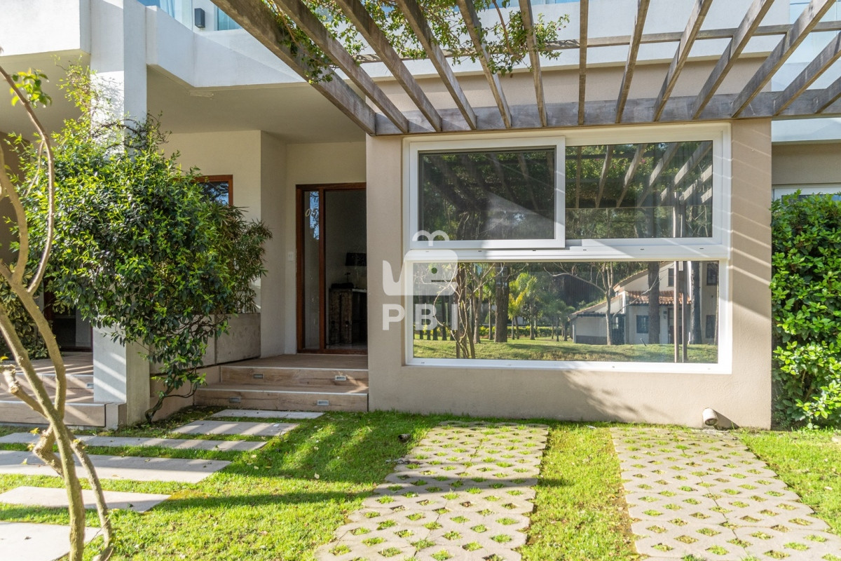 Q2FzYSBlbiBHYXJkZW5zIFZpZXcsIFB1bnRhIEJhbGxlbmEgLSBSZWYgOiBQQkkxNDA4NA==